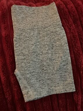 Colsie Gray Ribbed Knit Shorts